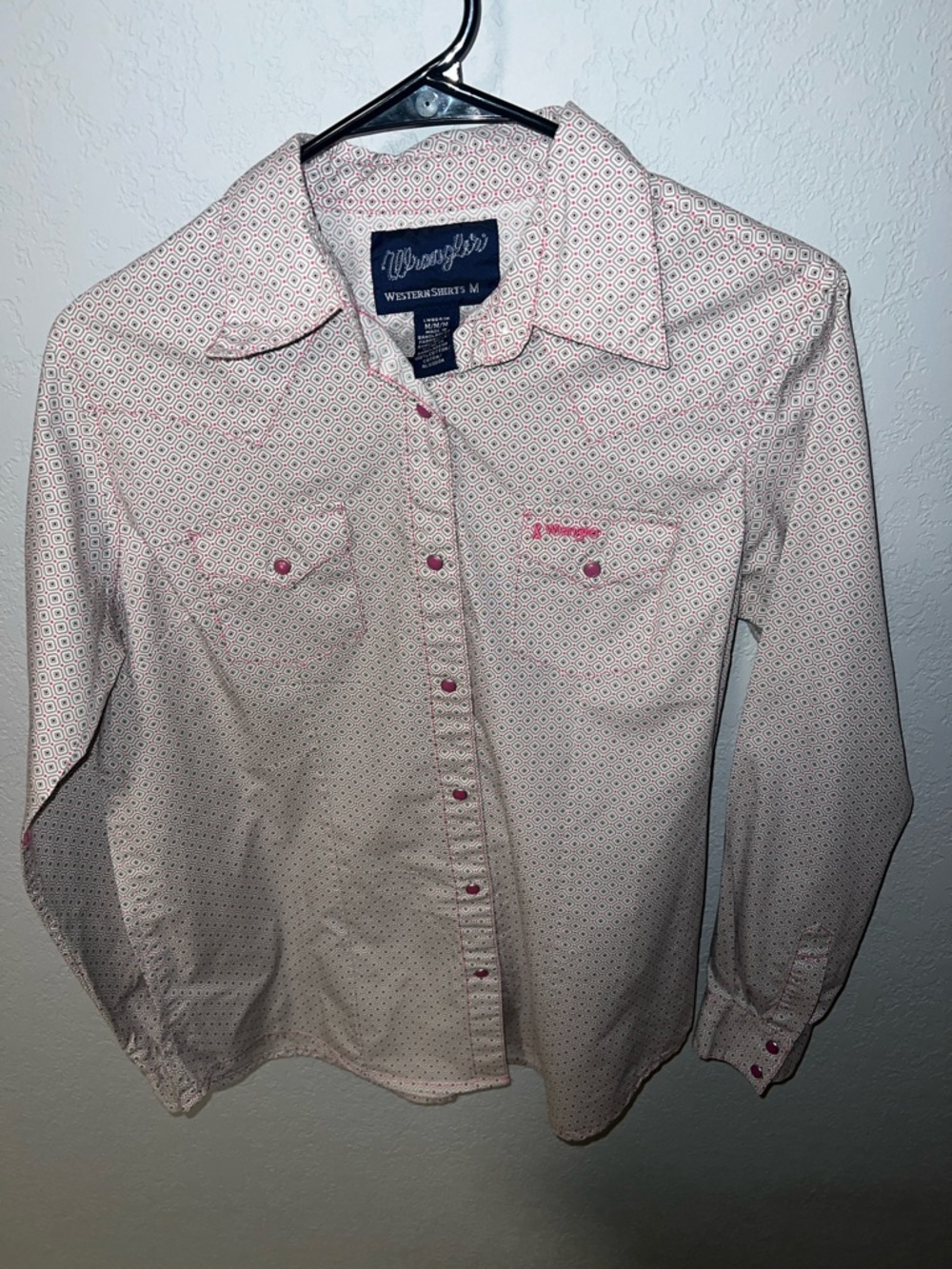 Wrangler Light Pink Geometric Print Western Shirt